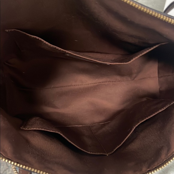 ISO 
In search of accessories to match this bag Snowflake & Star - Picture 4 of 4